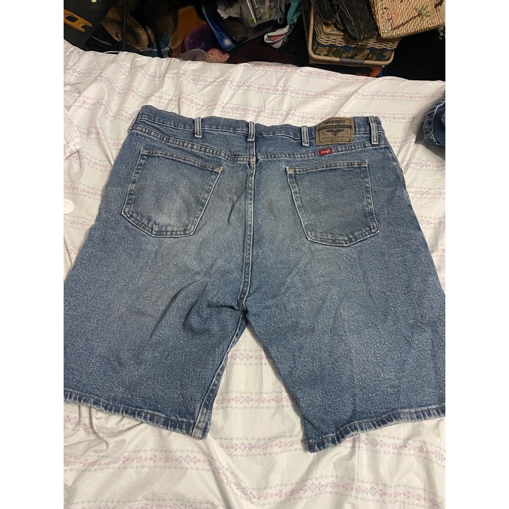 Mens 38 Wrangler Relaxed 10" Shorts Utility Denim ligBlue Jean Classic Dad Jorts